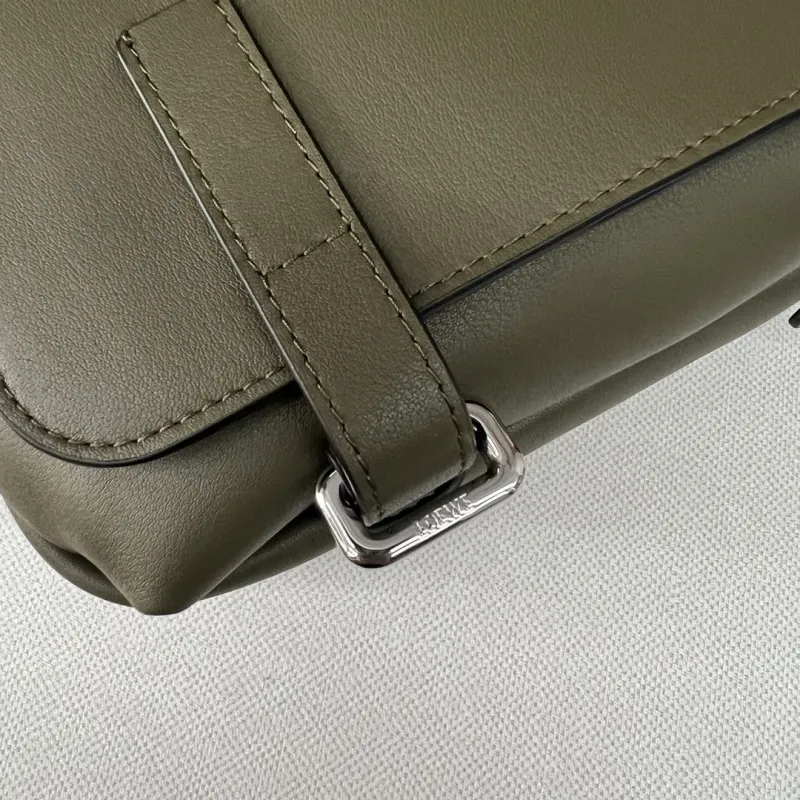Loewe Olive Green Leather Messenger Crossbody Bag - Image 15