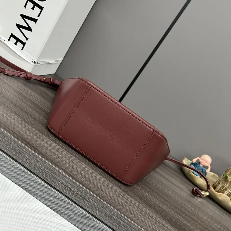 LOEWE Burgundy Leather Crossbody Satchel Bag - Image 4
