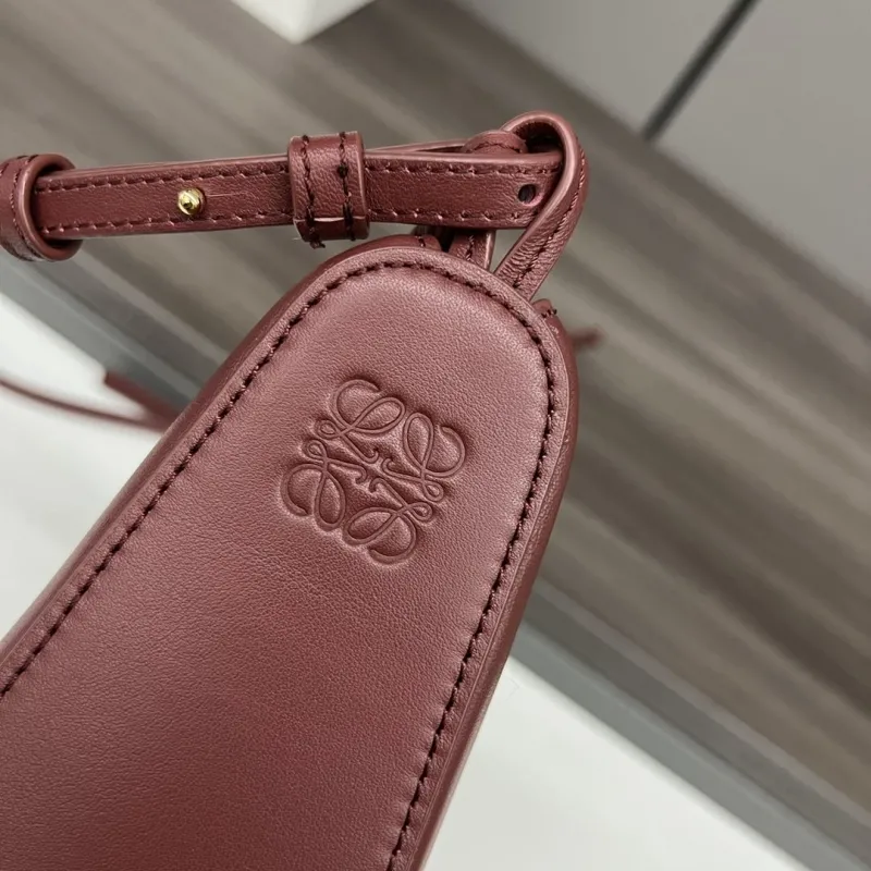 LOEWE Burgundy Leather Crossbody Satchel Bag - Image 5