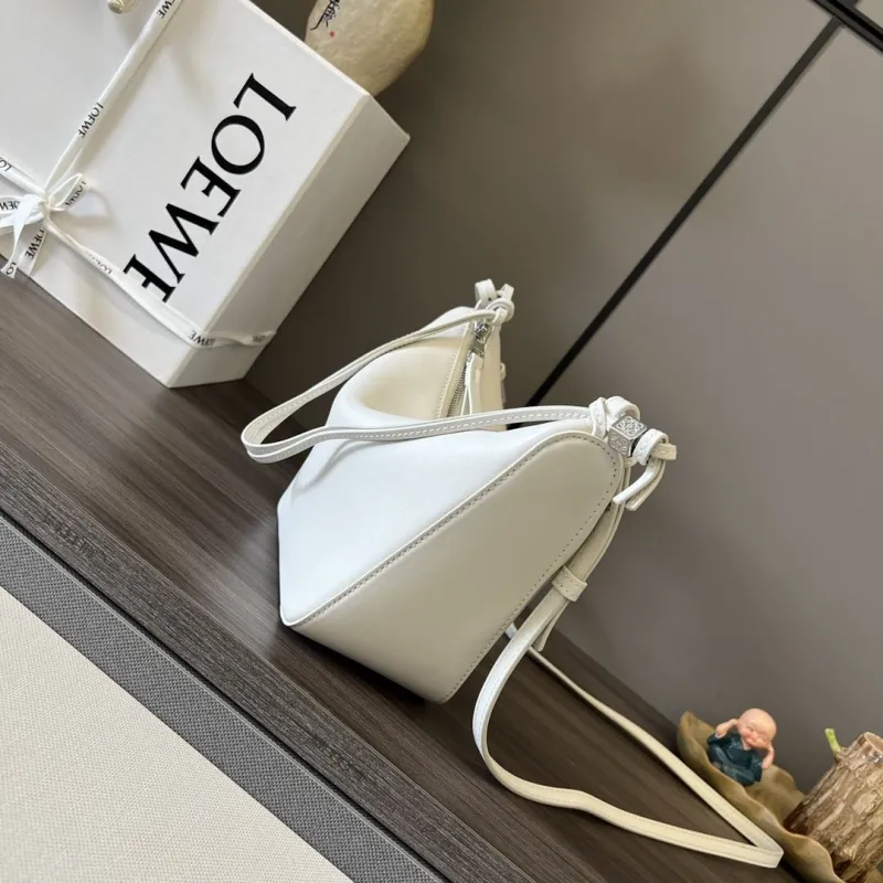 LOEWE White Crossbody Satchel Bag 495 - Image 6