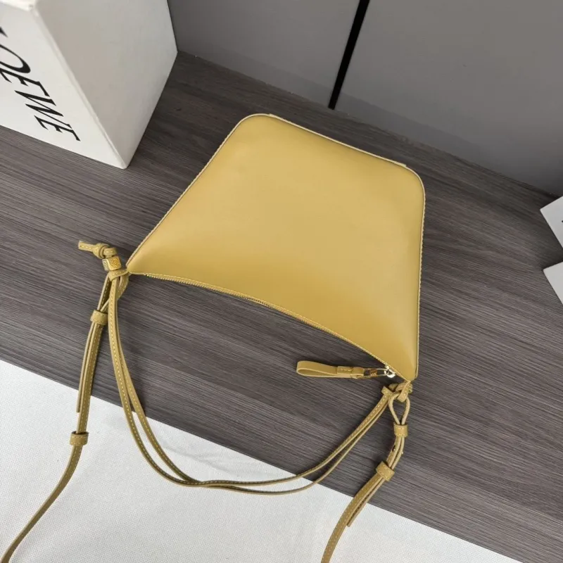 Loewe Yellow Leather Crossbody Satchel Bag 497 - Image 7