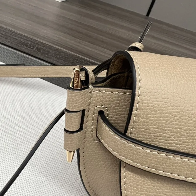 Loewe Beige Small Saddle Crossbody Bag - Image 6