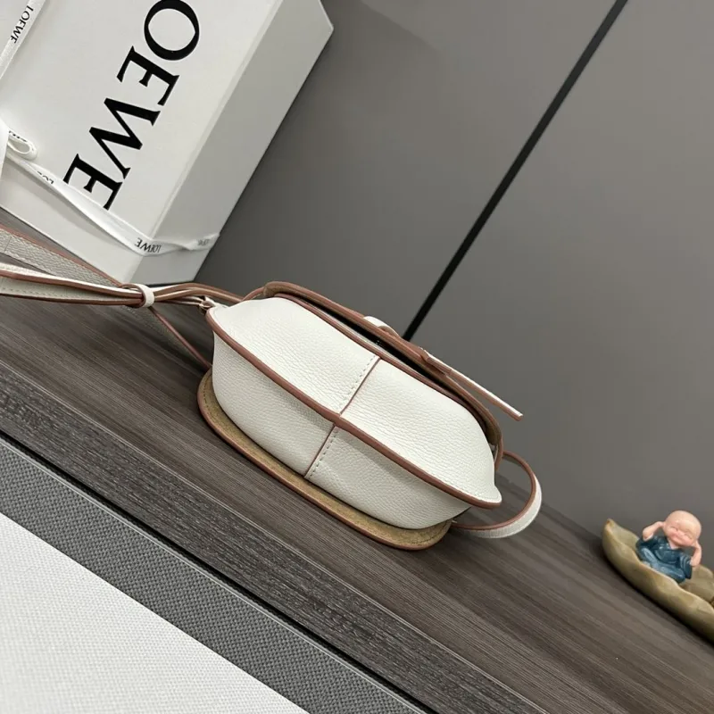 LOEWE White Mini Saddle Crossbody Bag - Image 4