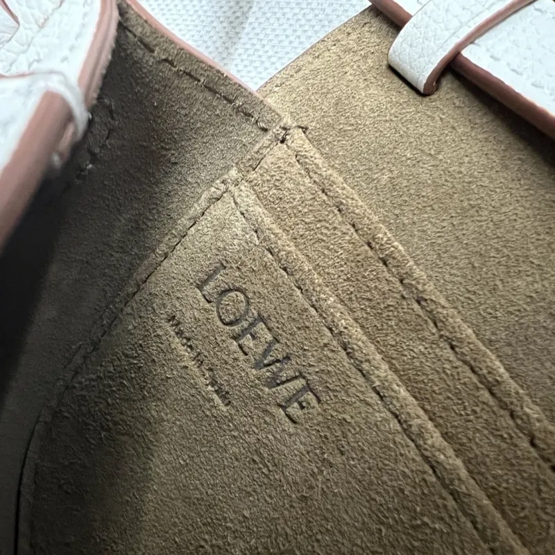 LOEWE White Mini Saddle Crossbody Bag - Image 9