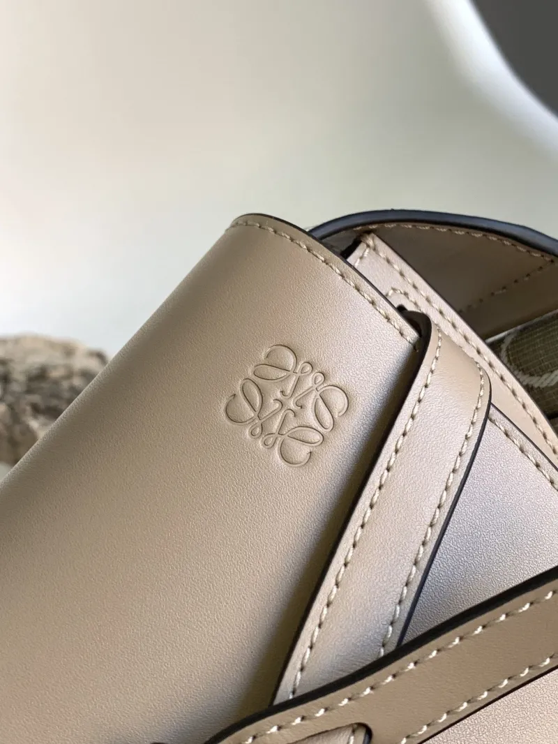 Loewe Beige Saddle Crossbody Bag 504 - Image 4