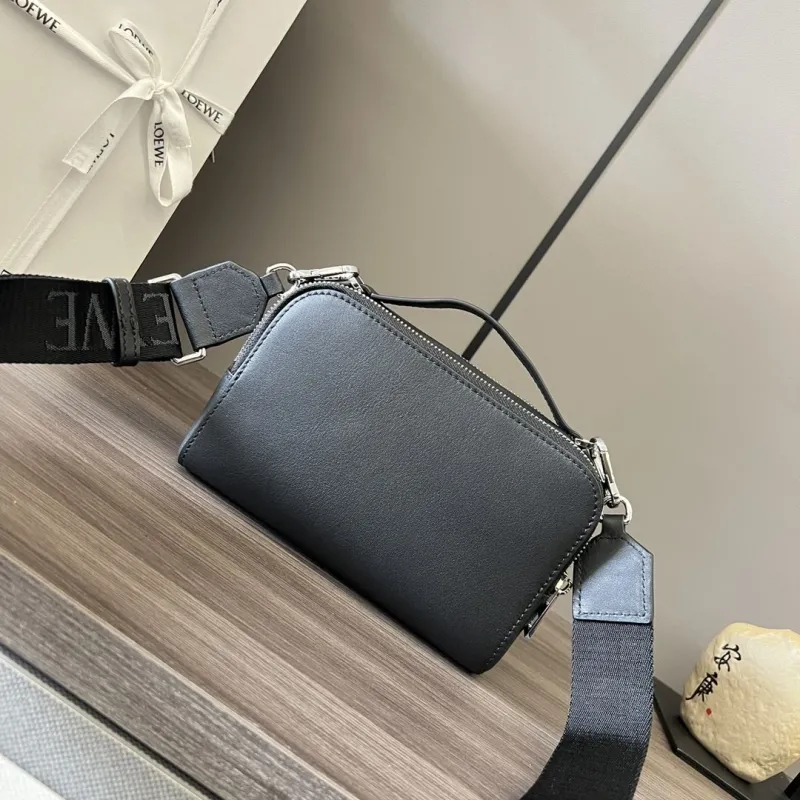 LOEWE Black Crossbody Satchel Bag 512 - Image 3