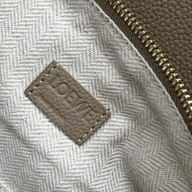 LOEWE Beige Leather Satchel Bag 519 - Image 18