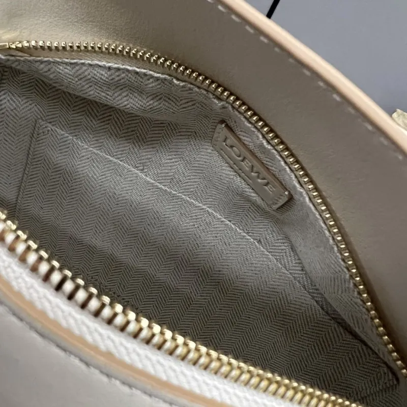 Loewe Beige Cream Satchel Bag 520 - Image 7