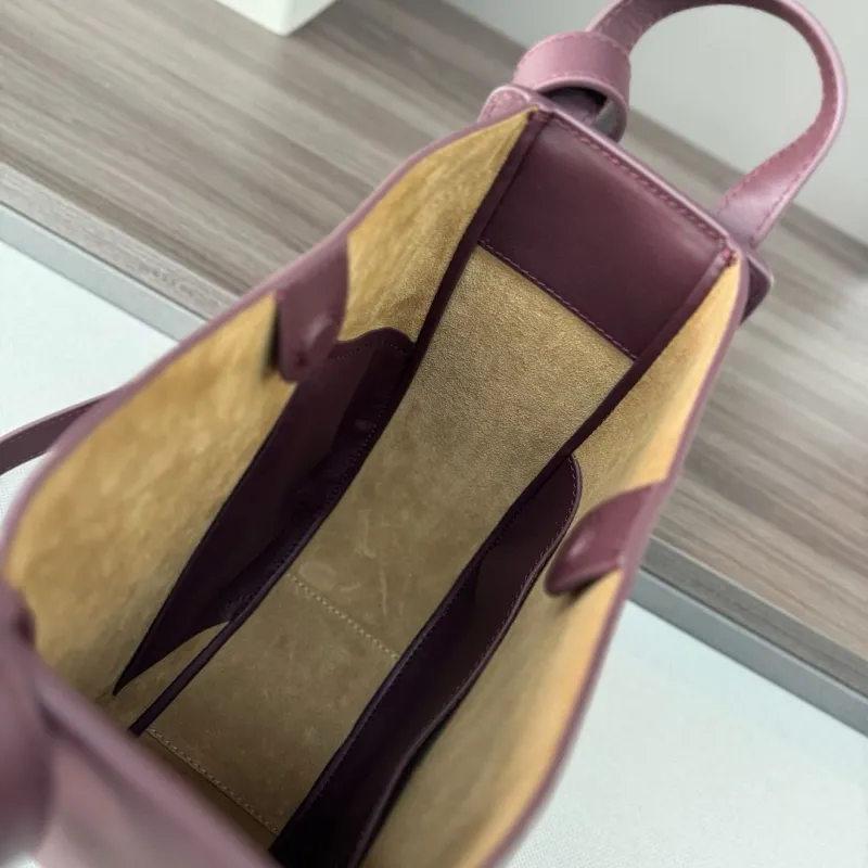 Loewe Plum Saddle Crossbody Bag 524 - Image 8