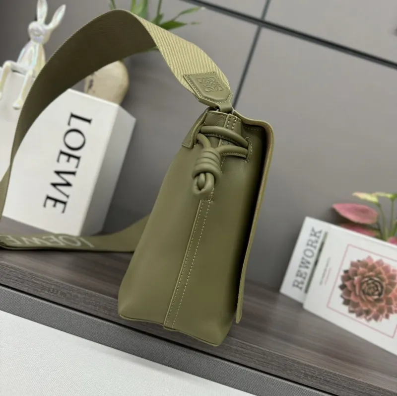 Alternative view of Loewe Satchel Bags-528