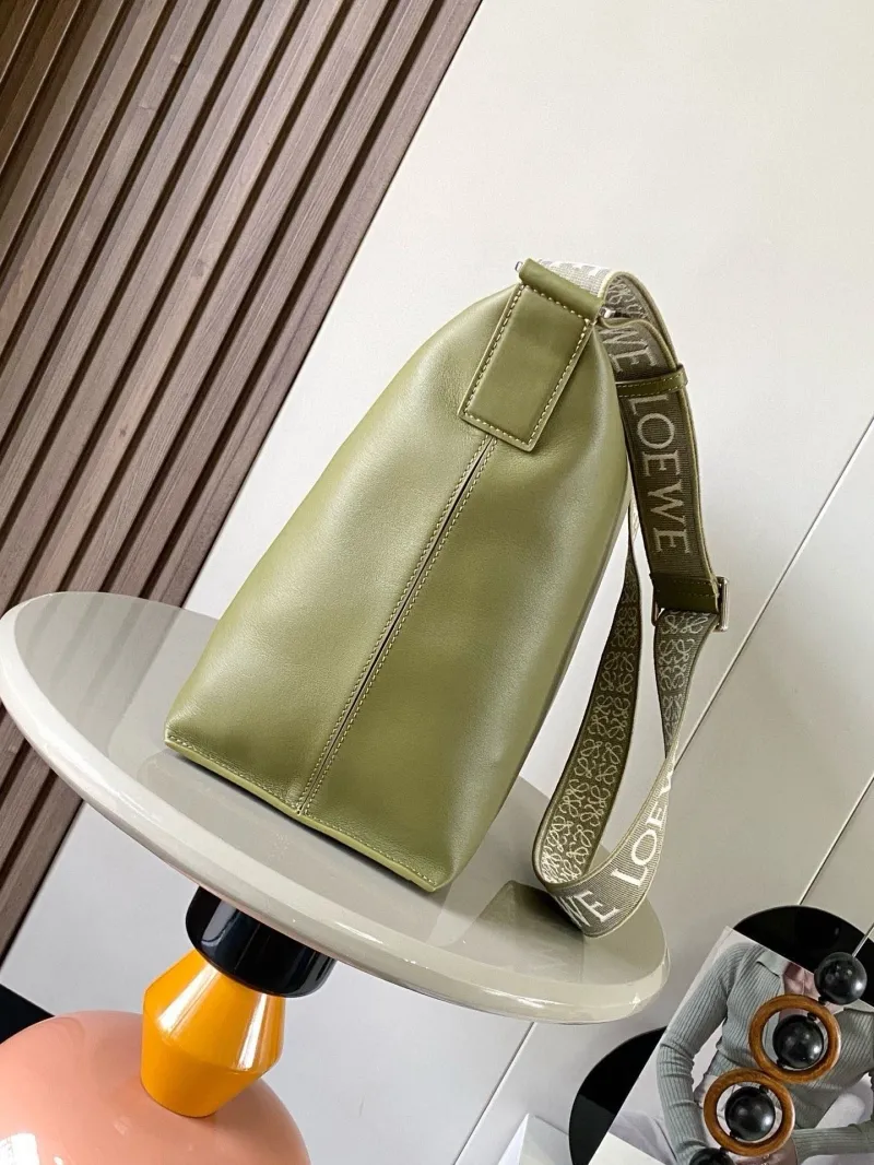 Alternative view of Loewe Satchel Bags-551