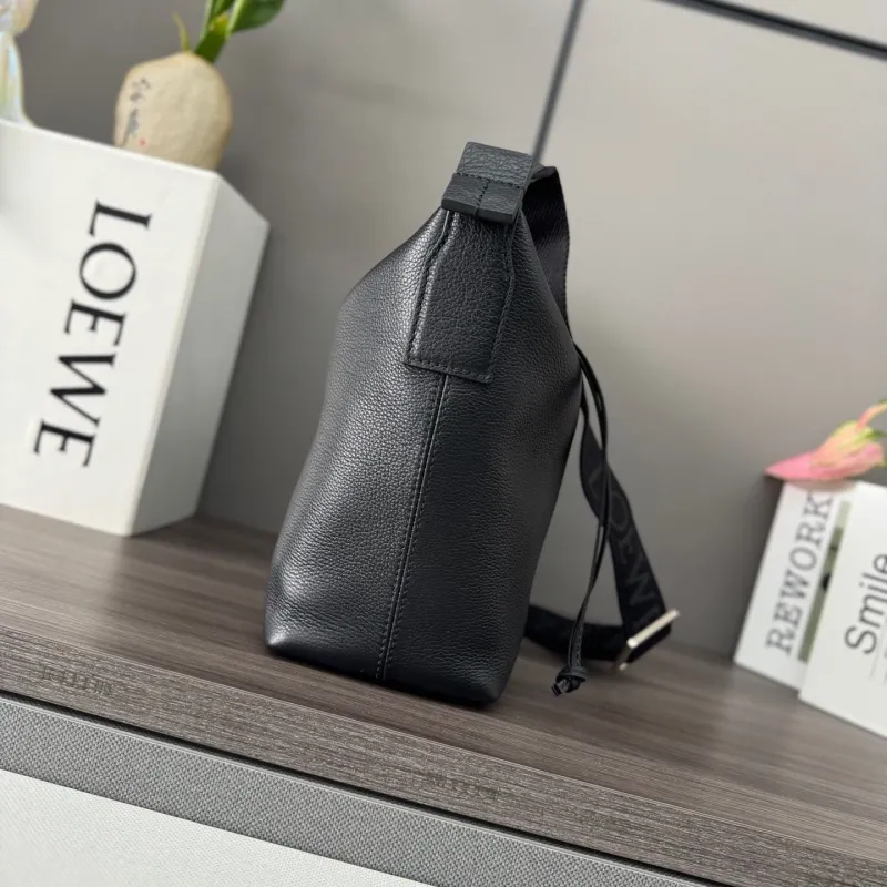 Alternative view of Loewe Satchel Bags-577