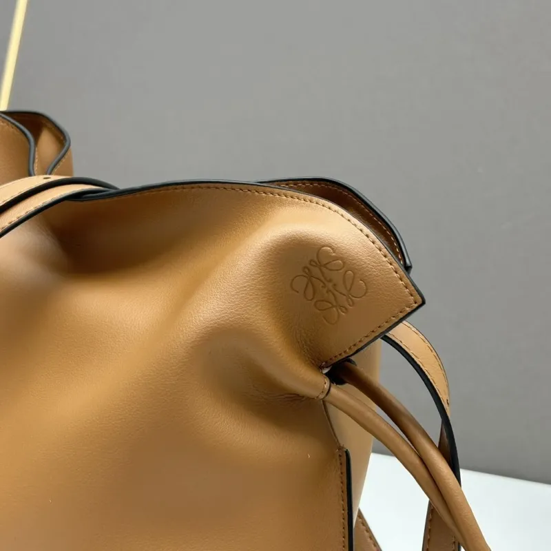 Alternative view of Loewe Satchel Bags-639