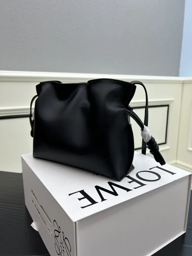 Alternative view of Loewe Satchel Bags-646