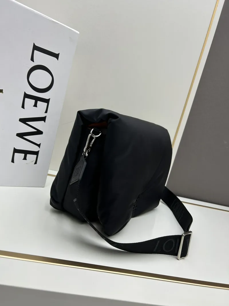 Alternative view of Loewe Satchel Bags-678
