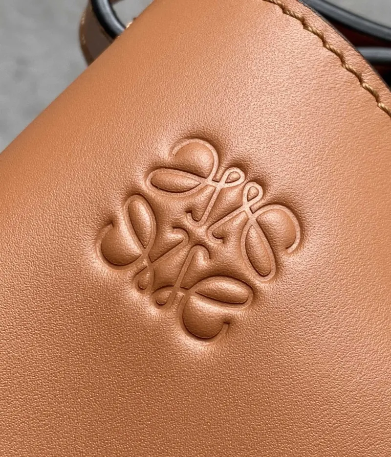 Alternative view of Loewe Satchel Bags-687