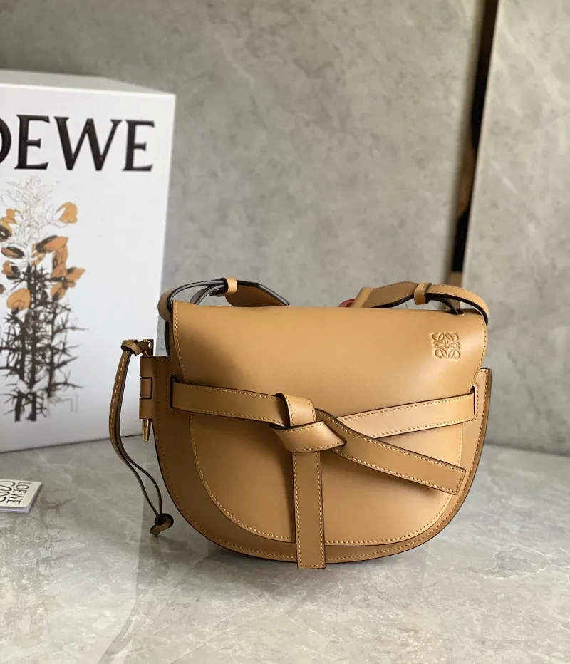 Alternative view of Loewe Satchel Bags-688