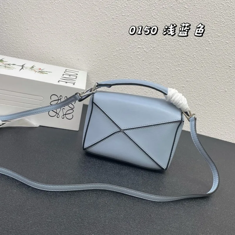 Alternative view of Loewe Satchel Bags-723