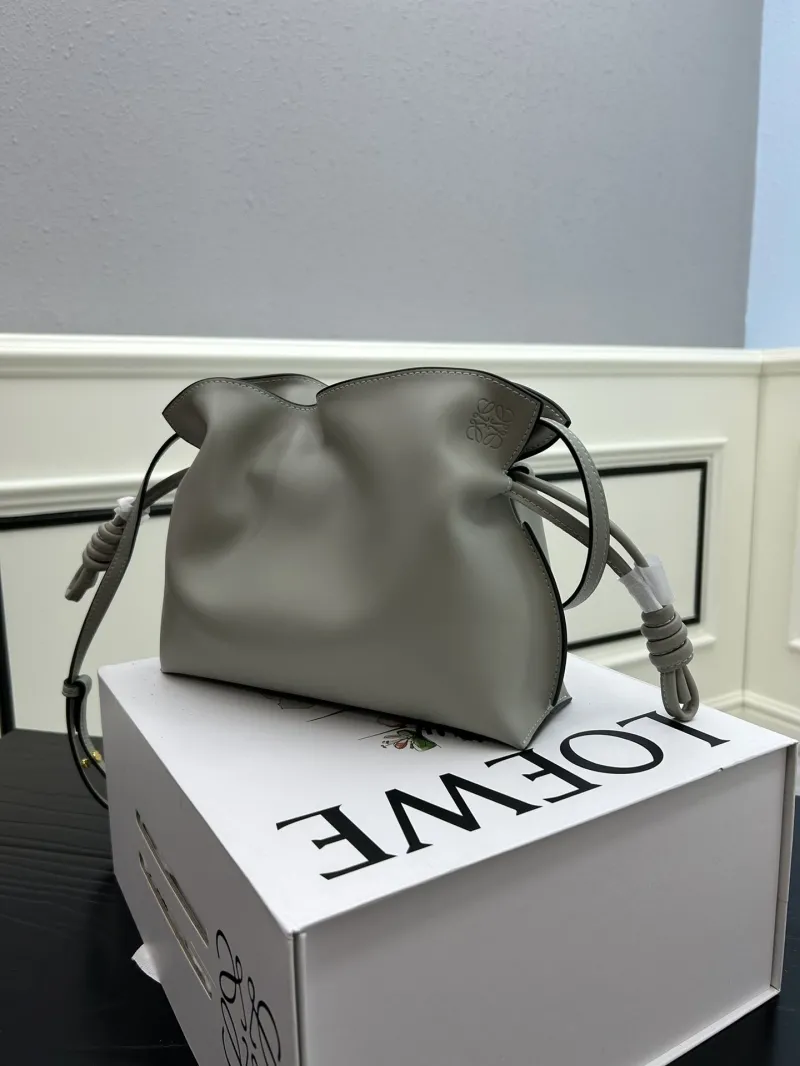 Alternative view of Loewe Satchel Bags-768
