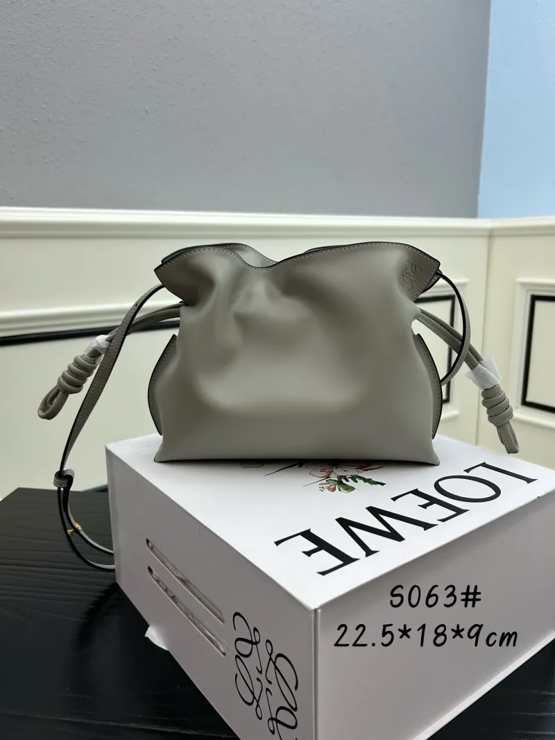 Alternative view of Loewe Satchel Bags-775