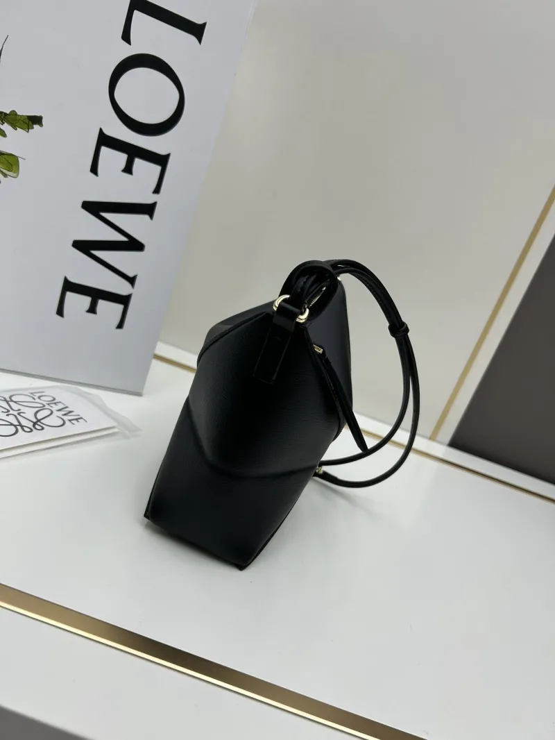 Alternative view of Loewe Satchel Bags-802