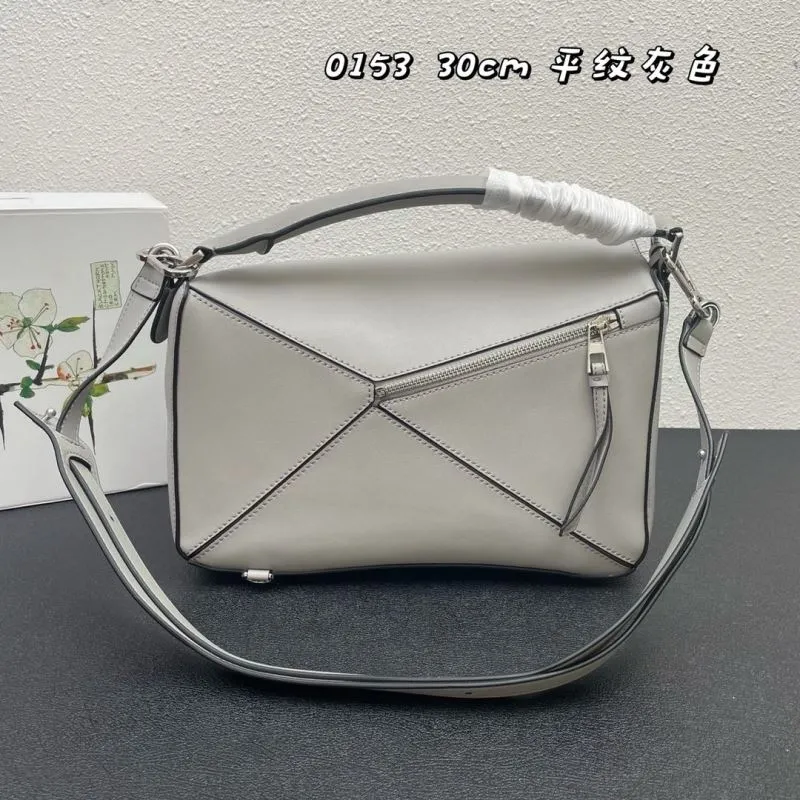 Alternative view of Loewe Satchel Bags-809