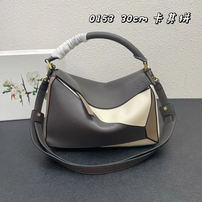 Alternative view of Loewe Satchel Bags-828