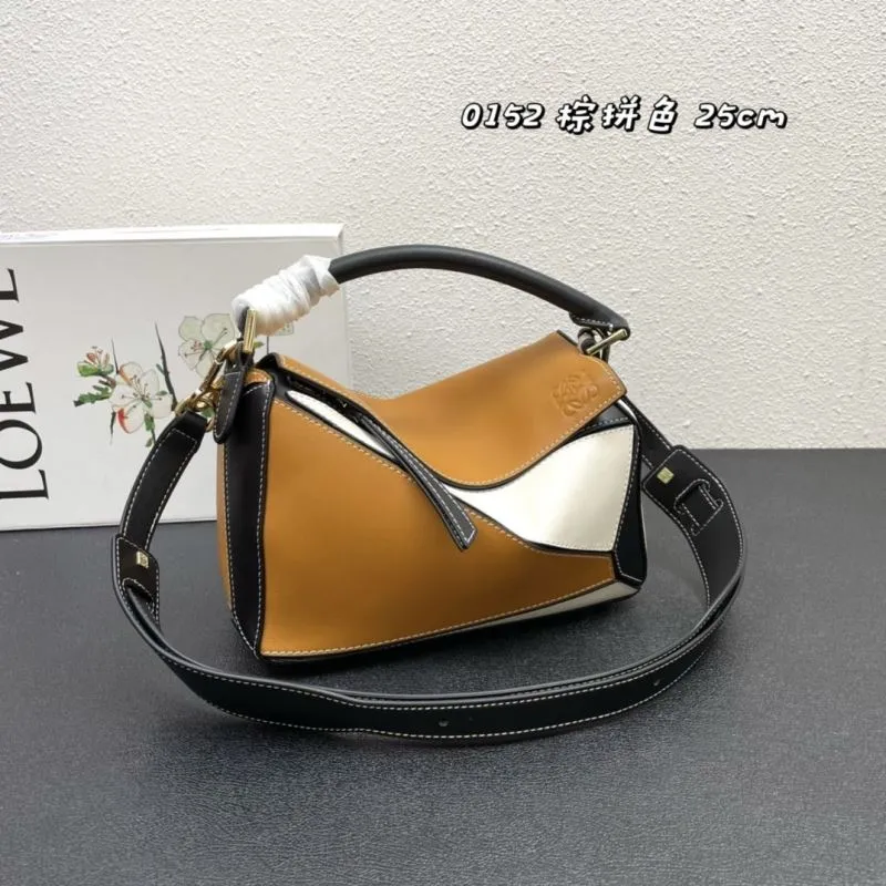 Alternative view of Loewe Satchel Bags-829