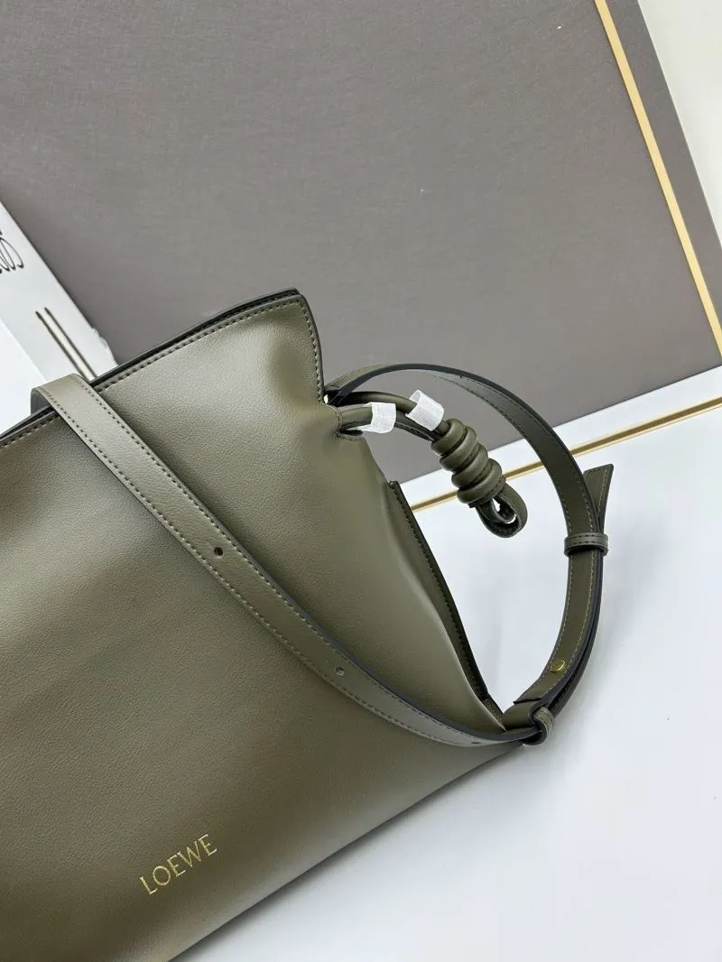 LOEWE Olive Green Leather Crossbody Bag S062 - Image 6