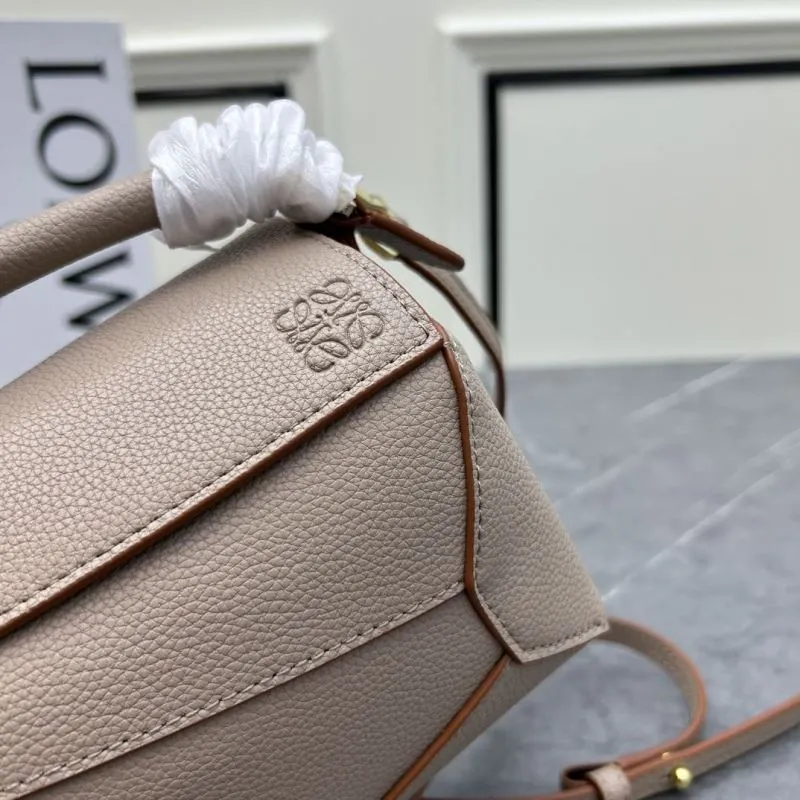 LOEWE Beige Leather Satchel Bag 878 - Image 3