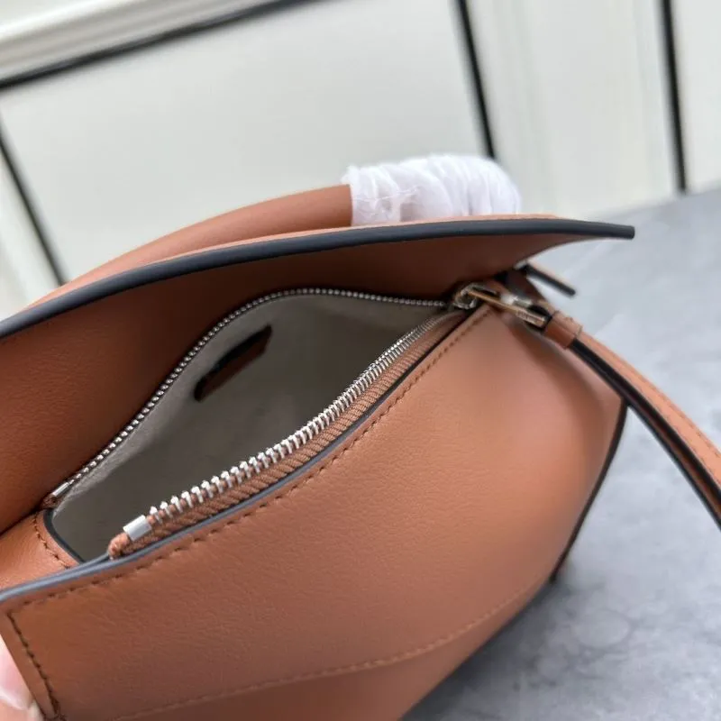 Loewe Brown Leather Satchel Bag 881 - Image 7