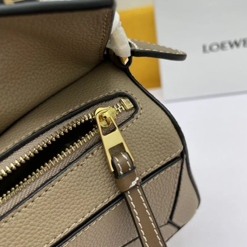 LOEWE Beige Leather Satchel Crossbody Bag - Image 6