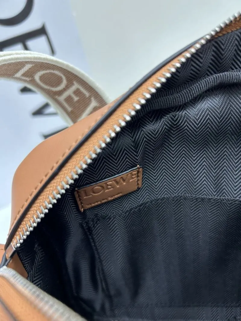 Loewe Brown Crossbody Bag S11388 - Image 9