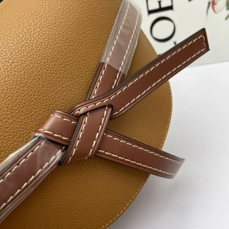 LOEWE Brown Crossbody Saddle Bag - Image 7