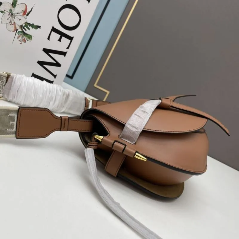 Alternative view of Loewe Brown Saddle Crossbody Bag 976