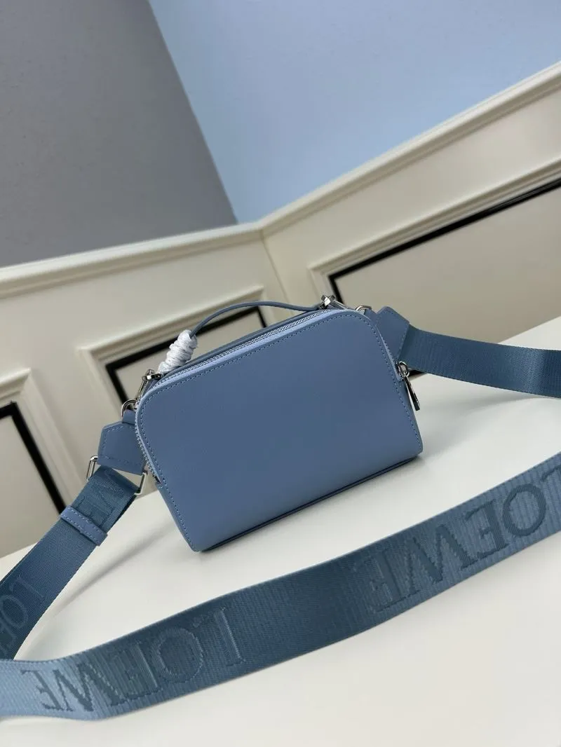 LOEWE Blue Leather Crossbody Bag S0688 18x13x7cm - Image 3