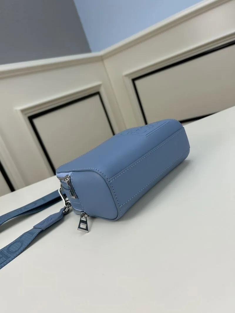 LOEWE Blue Leather Crossbody Bag S0688 18x13x7cm - Image 5