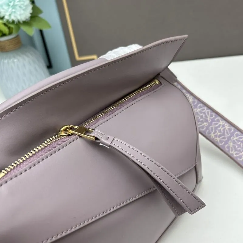 Loewe Mauve Satchel Crossbody Bag - Image 6