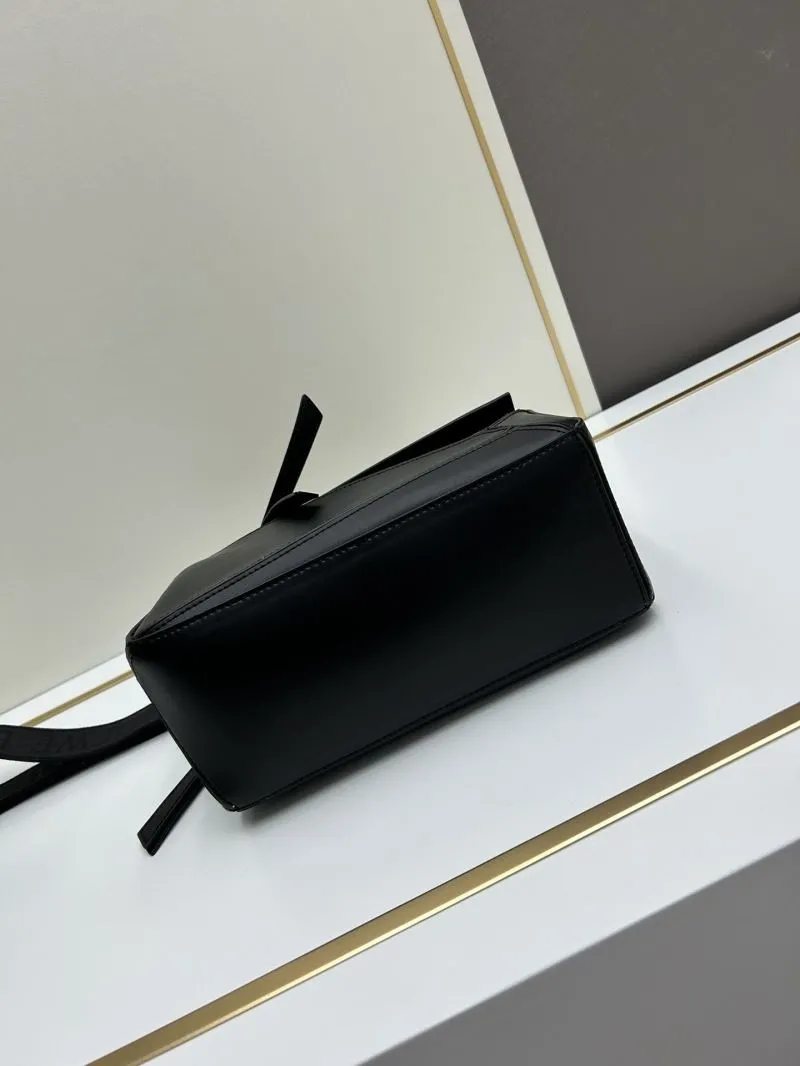 Loewe Black Leather Puzzle Crossbody Satchel Bag - Image 5