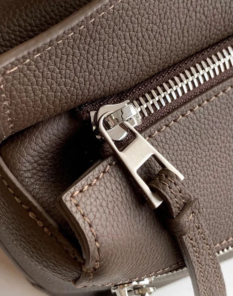 Loewe Gray Leather Waist Chest Bag - Image 6