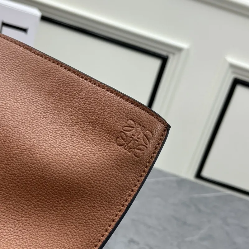 LOEWE Brown Leather Sling Bag S327 - Image 6