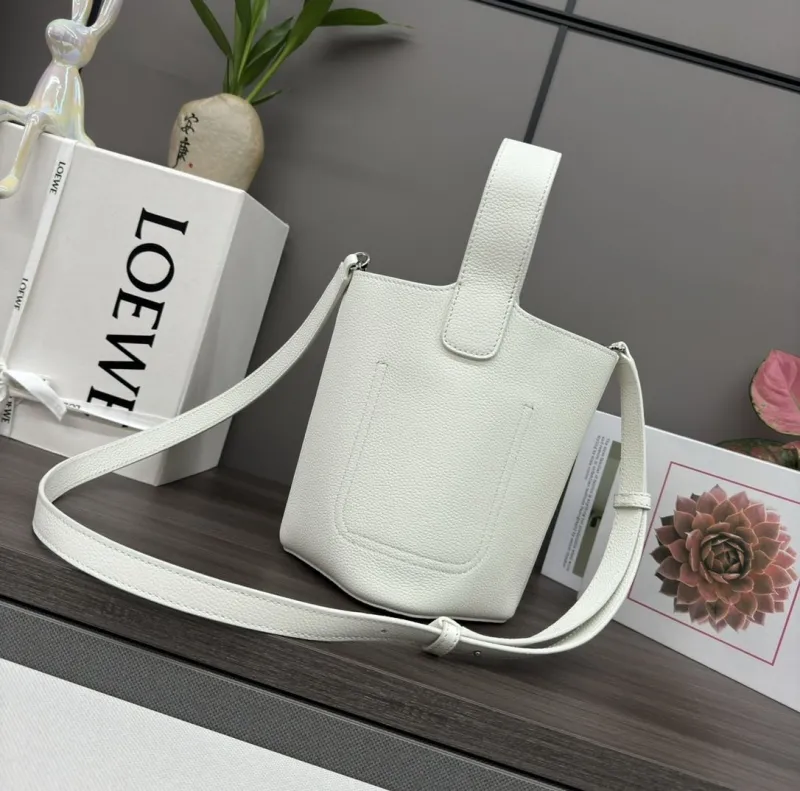 Loewe White Leather Crossbody Bucket Bag - Image 3