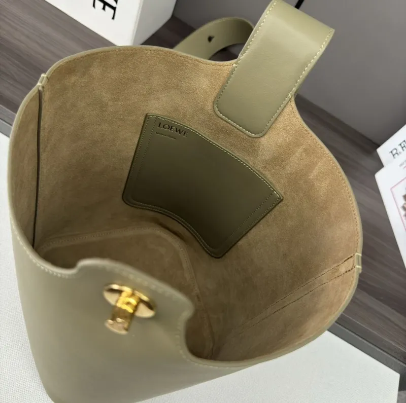 LOEWE Light Green Leather Bucket Bag - Image 8