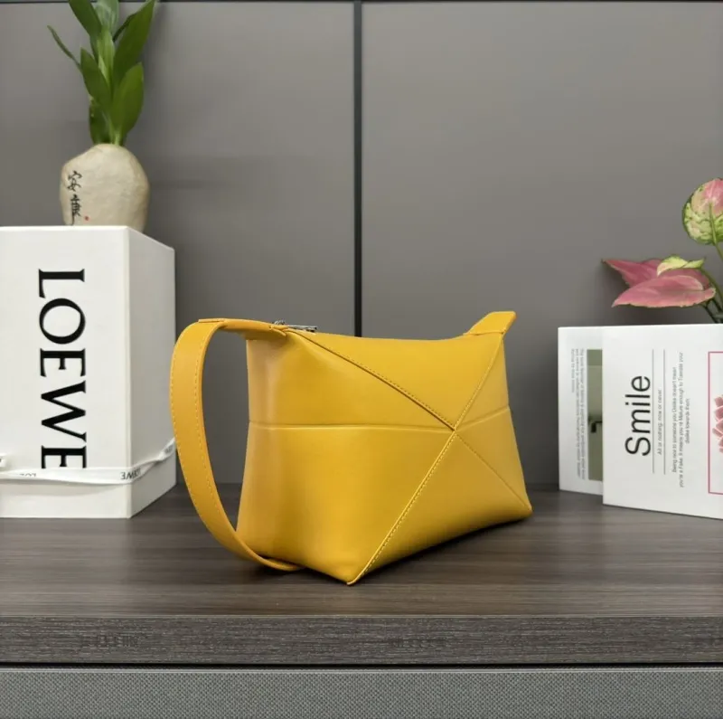 Alternative view of Loewe Bucket Bags-78