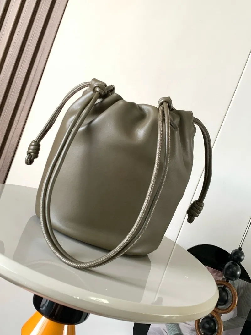 LOEWE Olive Green Leather Bucket Bag with Chain Strap - Image 4