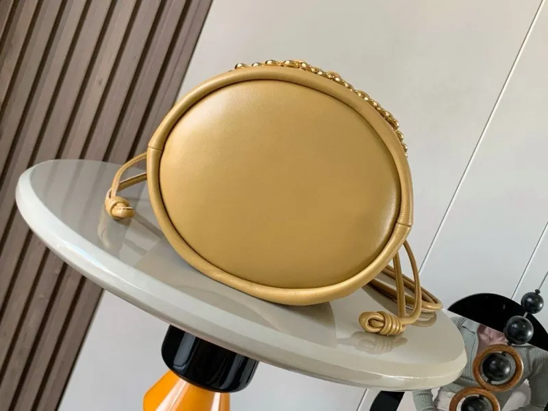 Loewe Tan Leather Bucket Bag with Gold Chain - Image 3