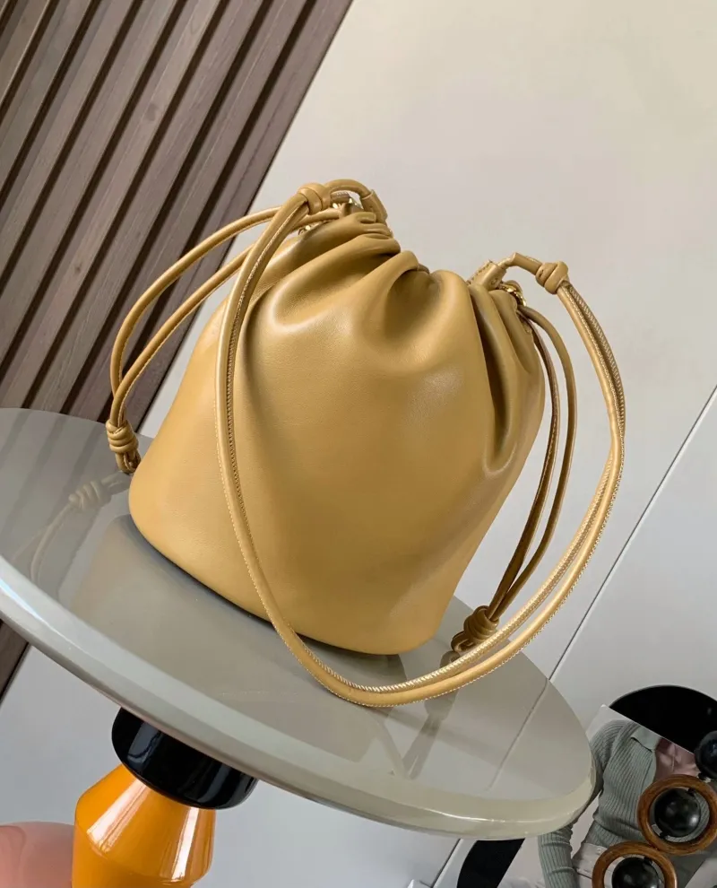 Loewe Tan Leather Bucket Bag with Gold Chain - Image 4