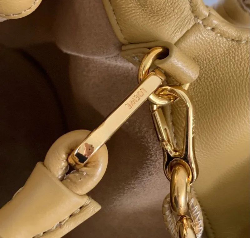 Loewe Tan Leather Bucket Bag with Gold Chain - Image 6