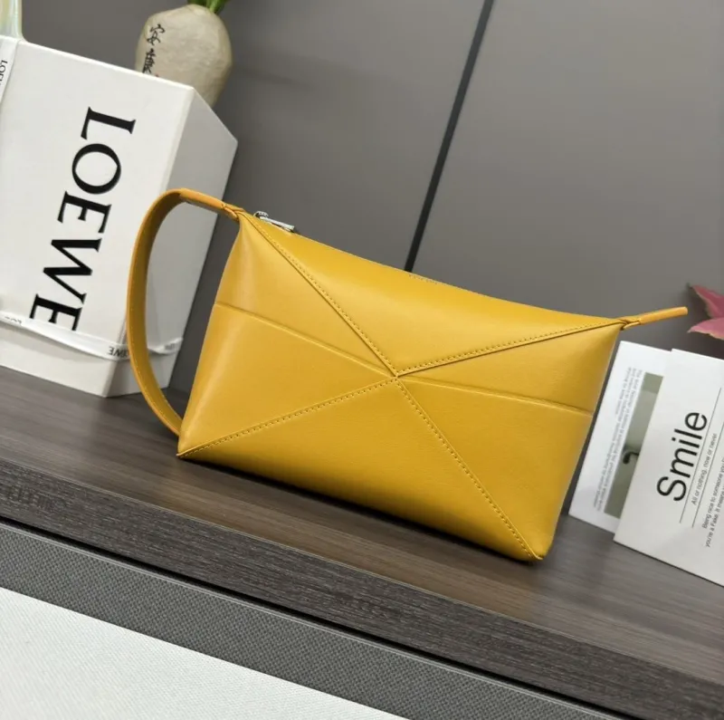 Loewe Bucket Bags-100