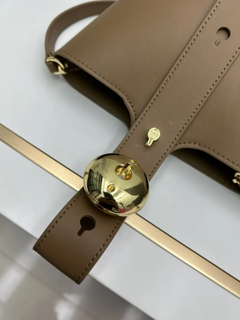 Loewe Brown Bucket Bag S260408 - Image 4